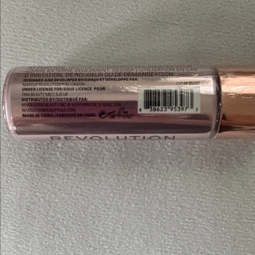 Revolution Liquid Highlighter NWT - Picture 7 of 9